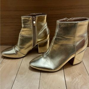 Size 6 Gold Boots